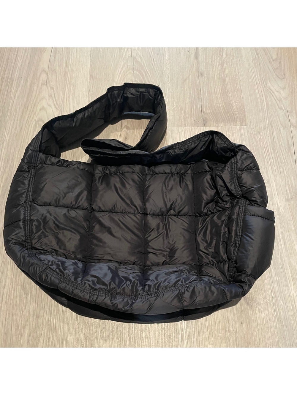 Black Quilted Puffer Cross Body Shoulder Bag with Zipper and Snap Closures - Picture 3 of 10
